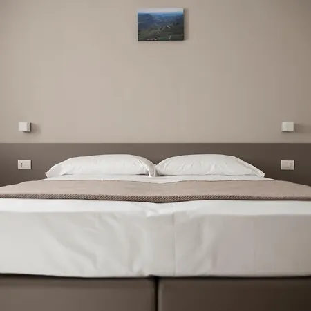 Hotel&wellness Stella Delle Langhe 3* Govone