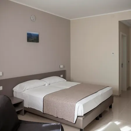 Hotel&wellness Stella Delle Langhe 3*