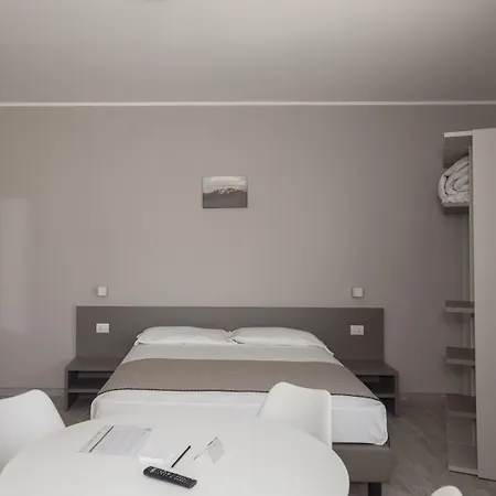 & Wellness Stella Delle Langhe Govone